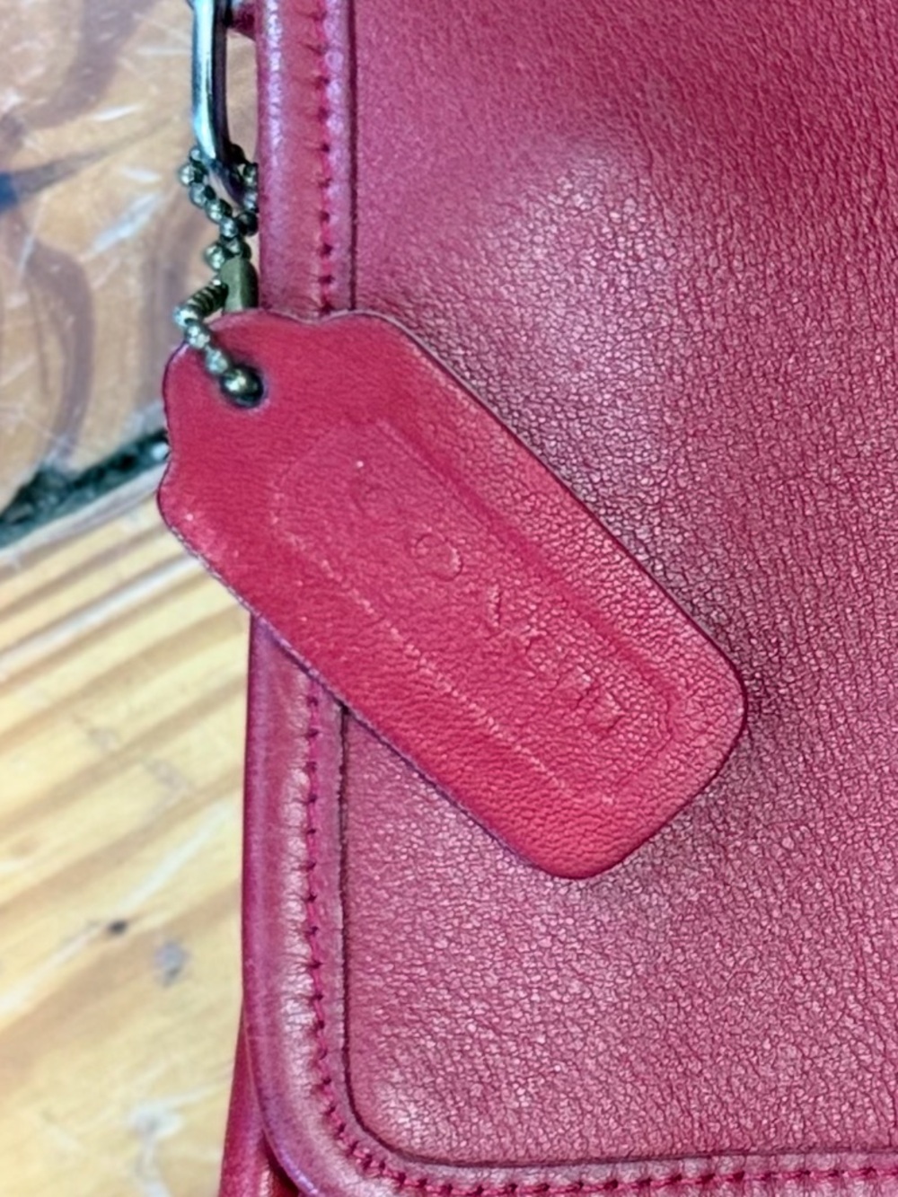 Coach vintage station red crossbody satchel - Picture 6 of 8
